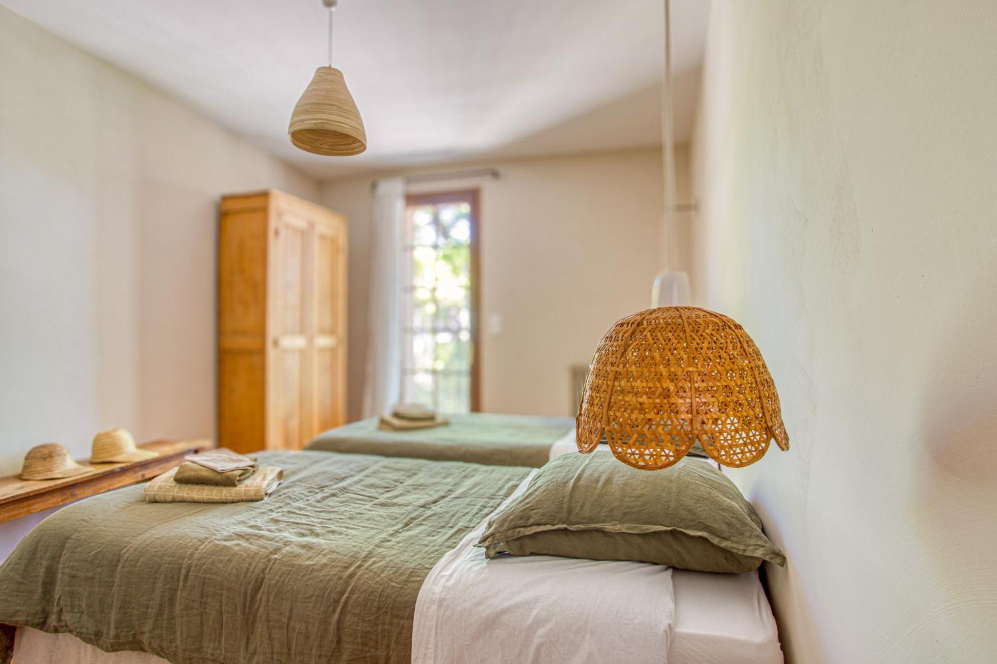 Mas De Bacalan Bed & Breakfast Mormoiron Ngoại thất bức ảnh